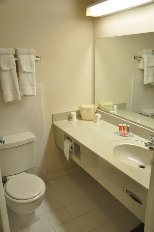 Airport Inn Flint Pokój zdjęcie